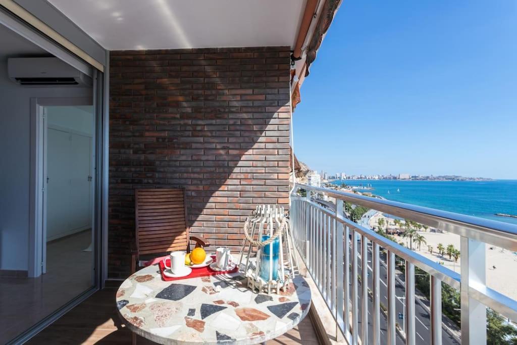 Apartamento Con Vistas Al Mar Primera Linea De Playa Del Postiguet Alicante Esterno foto