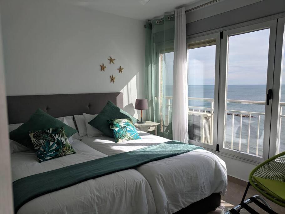 Apartamento Con Vistas Al Mar Primera Linea De Playa Del Postiguet Alicante Esterno foto