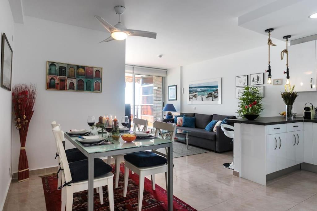 Apartamento Con Vistas Al Mar Primera Linea De Playa Del Postiguet Alicante Esterno foto