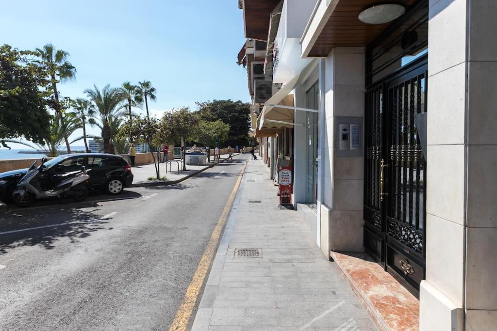 Apartamento Con Vistas Al Mar Primera Linea De Playa Del Postiguet Alicante Esterno foto