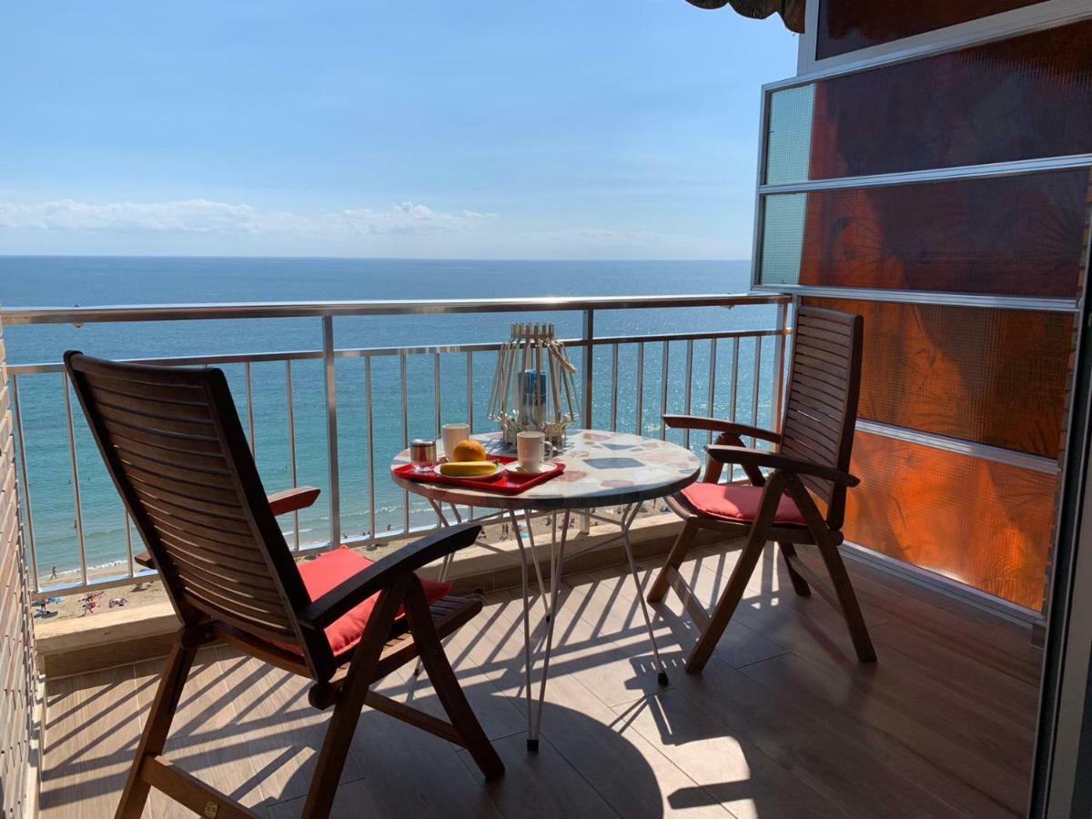 Apartamento Con Vistas Al Mar Primera Linea De Playa Del Postiguet Alicante Esterno foto